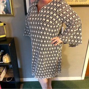 STUNNING Roz&Ali mid length dress